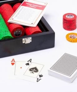 Luxe Pokerset 300 Chips (14 Gram) Plastic Pokerkaarten Houten Koffer Copag - Cartamundi 16 Luxe Pokerset 300 Chips (14 Gram) Plastic Pokerkaarten Houten Koffer Copag - Cartamundi -Exporteren spellen-voor winkel 550x367 14