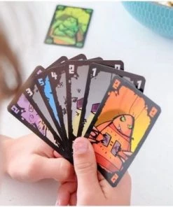 999 Games Spellenbundel - Kaartspel - 2 Stuks - De Weerwolven Van Wakkerdam & Valse Motten -Exporteren spellen-voor winkel 550x392 9