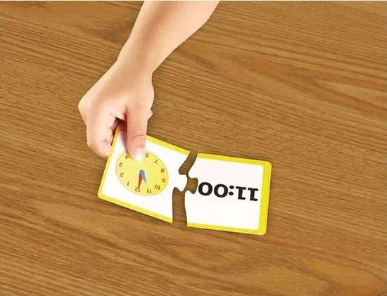 Learning Resources Activiteitenset Klokkijken (41 Delig) 4 Learning Resources Activiteitenset Klokkijken (41 Delig) - Afbeelding 2