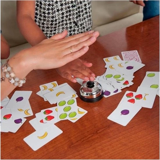 Merkloos Spellenbundel - 2 Stuks - Halli Galli & Cluedo Junior 6 Merkloos Spellenbundel - 2 Stuks - Halli Galli & Cluedo Junior - Afbeelding 4